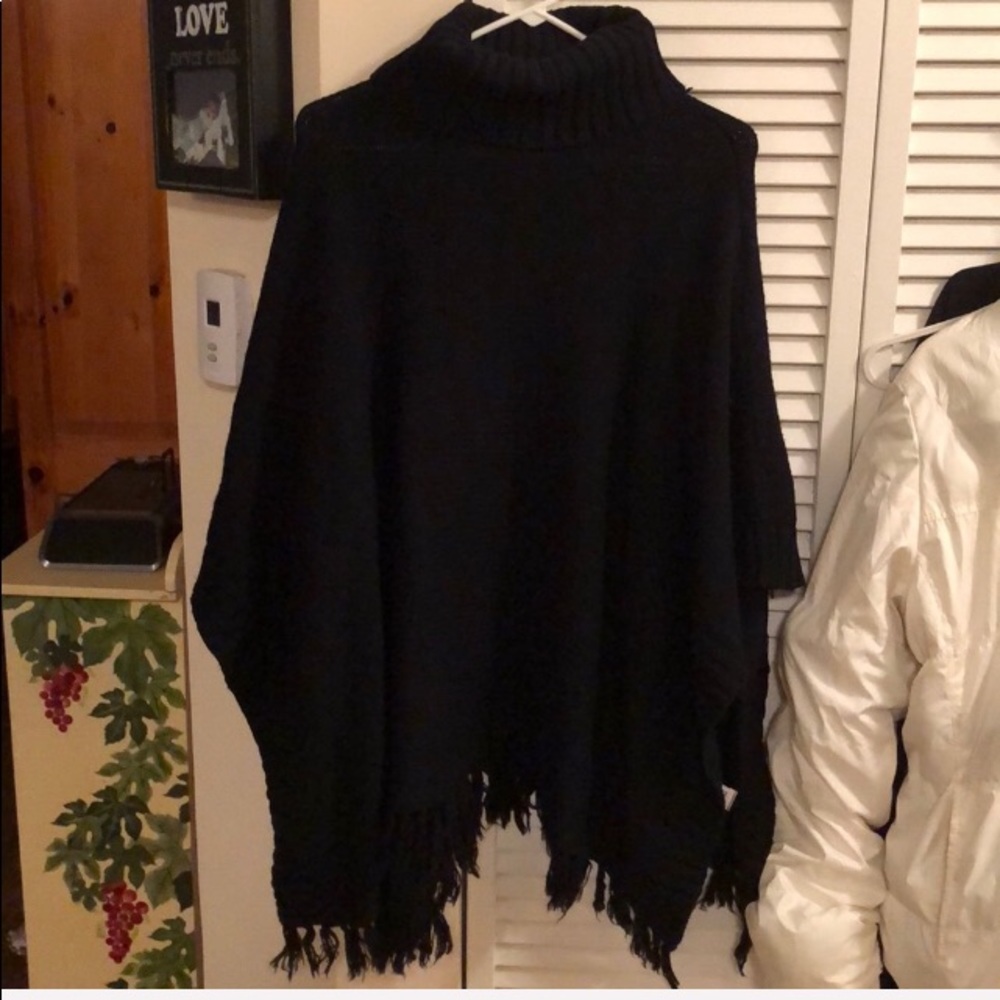 Last offer鹿 Stunning Wool Turtleneck Cape.Heavy!! - Picture 5 of 5